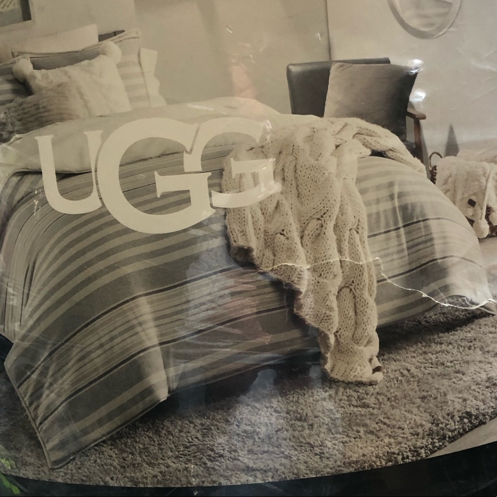 Ugg eclipse comforter set